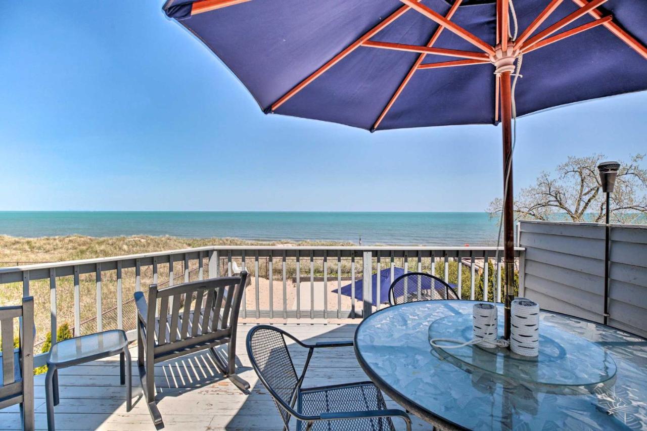 Lakefront Family Retreat With Grill Steps To Beach! Gary エクステリア 写真