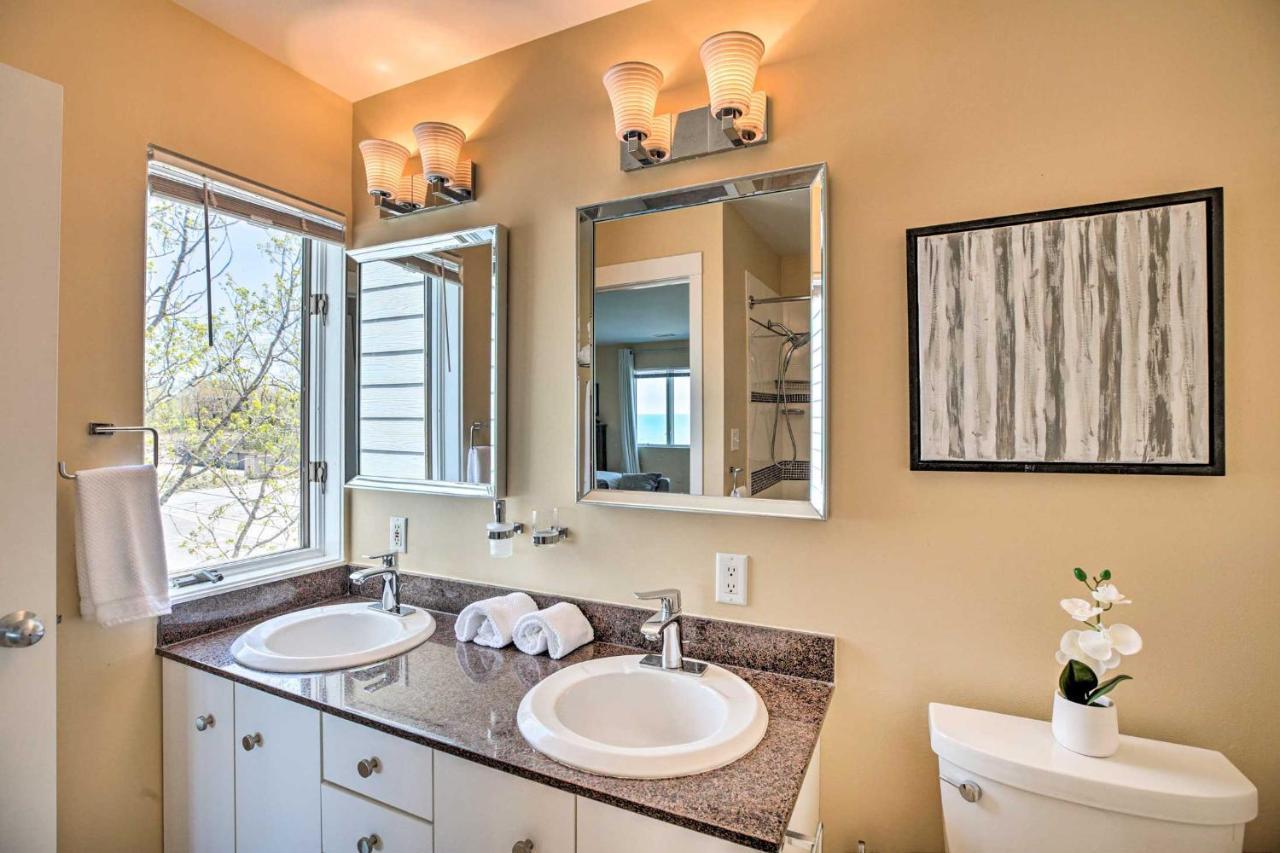 Lakefront Family Retreat With Grill Steps To Beach! Gary エクステリア 写真