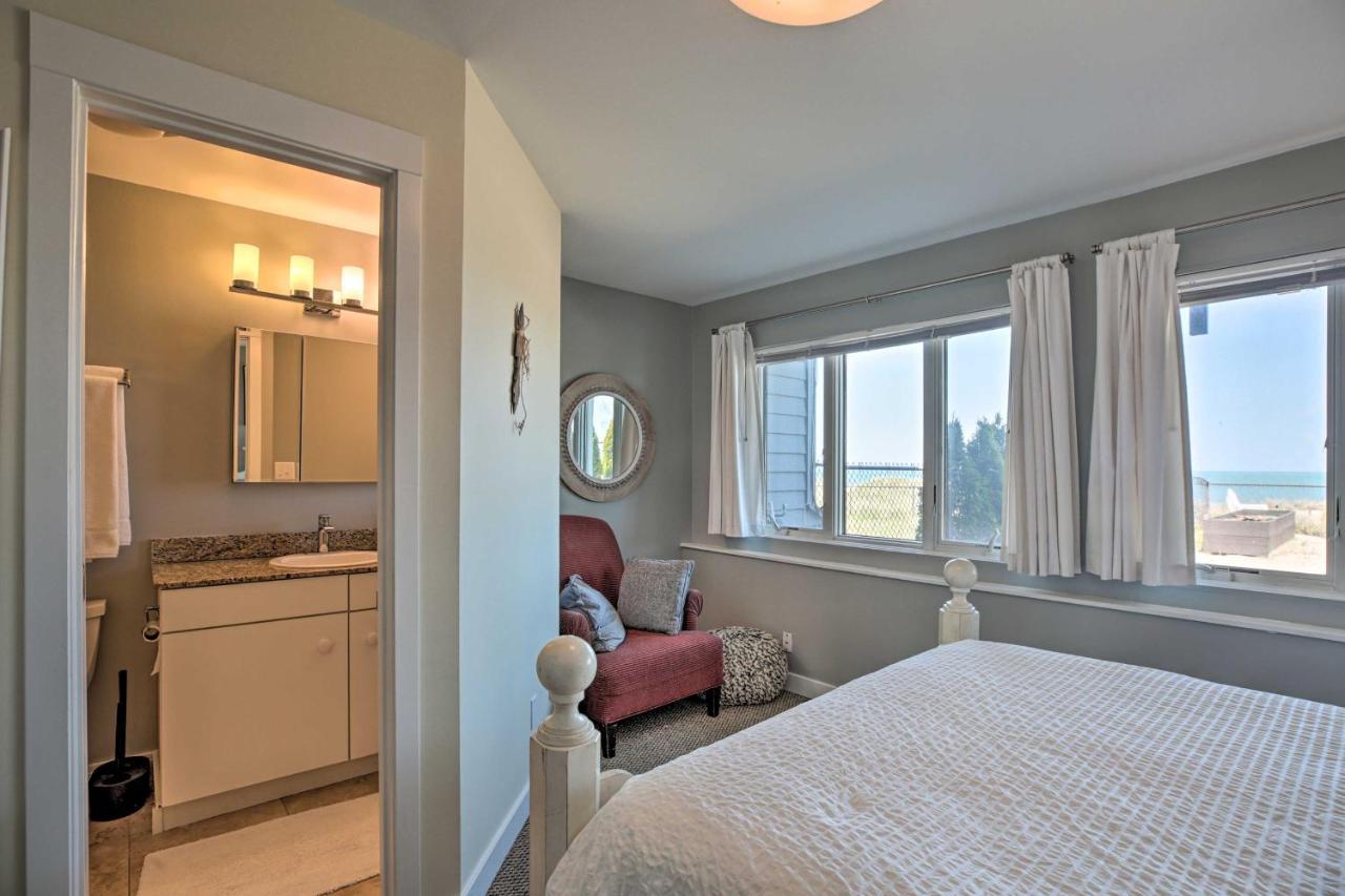 Lakefront Family Retreat With Grill Steps To Beach! Gary エクステリア 写真