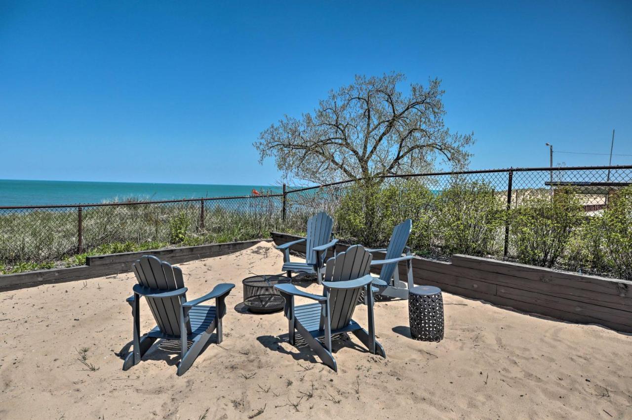Lakefront Family Retreat With Grill Steps To Beach! Gary エクステリア 写真