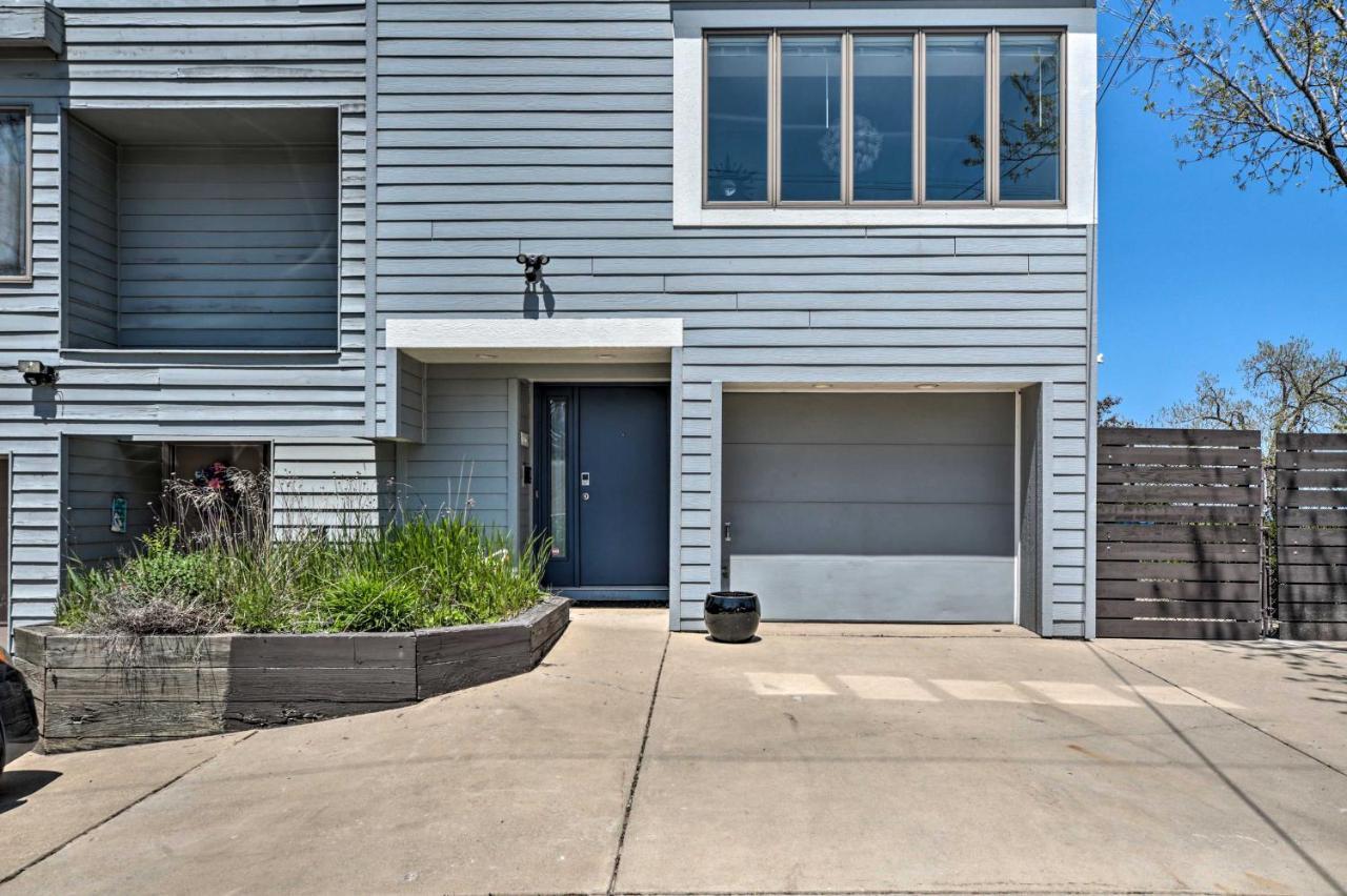 Lakefront Family Retreat With Grill Steps To Beach! Gary エクステリア 写真