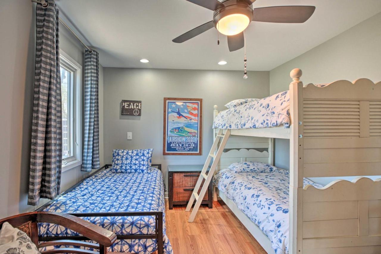 Lakefront Family Retreat With Grill Steps To Beach! Gary エクステリア 写真